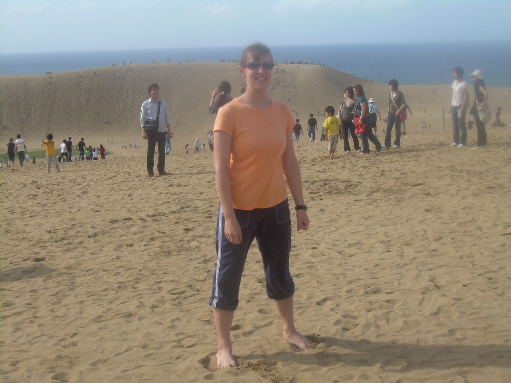 dscn0755.jpg - Me at the Tottori dunes