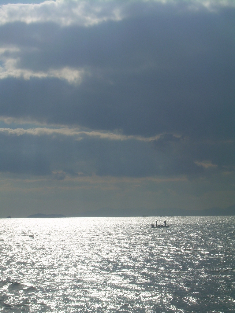 dscn0834.jpg - Here are some fisherman on Lake Biwa, about a twenty minute walk from where I lived.