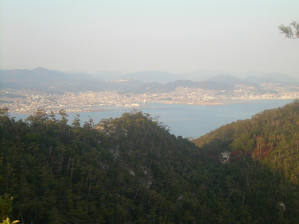 dscn0933.jpg - Looking back toward Hiroshima