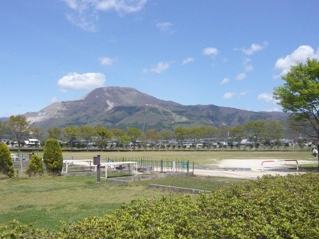 p1020283.jpg - Mount Ibuki overlooking the field where the kids would later jump rope as a class (as in, one rope, everyone jumping.  I have a picture of an entire homeroom class hovering in midair.)