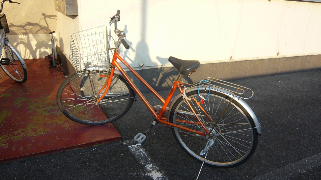 P1020869.JPG - My trusty orange bicycle!