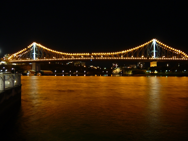 p1010308.jpg - The Story Bridge.  We walked across this later in our walk around the city.