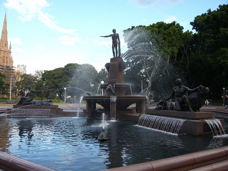 p1010587.jpg - A fountain in the park.