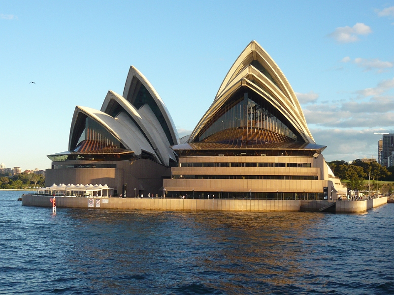 p1010600.jpg - A view we haven't seen of the Opera House yet.