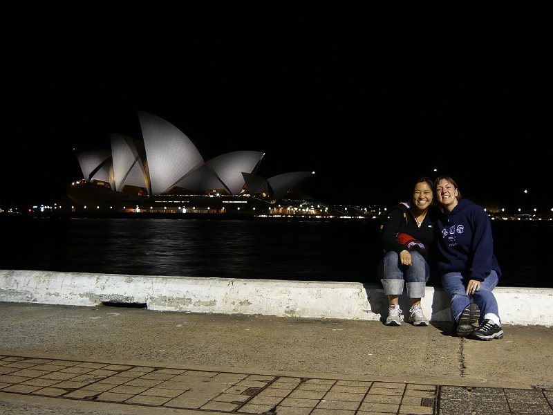 p1010680.jpg - Our last night in Sydney.  We don't want to leave!