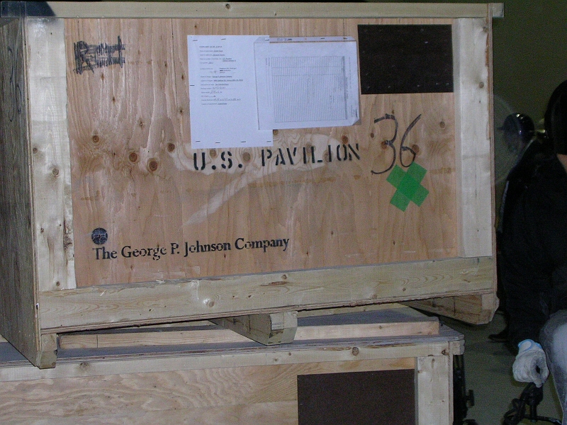 uspavilion08.jpg - Here are some boxes of stuff!