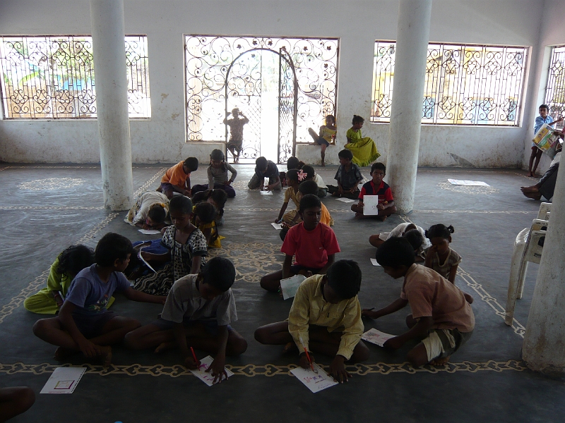 p1020183.jpg - Here's the whole group of kids in the community center.