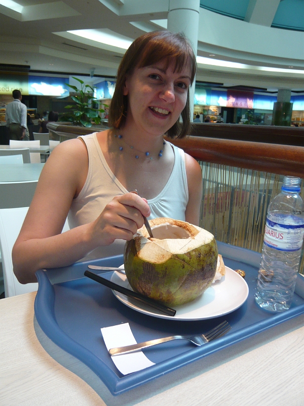 p1020343.jpg - Just a normal sort of food court snack, right?